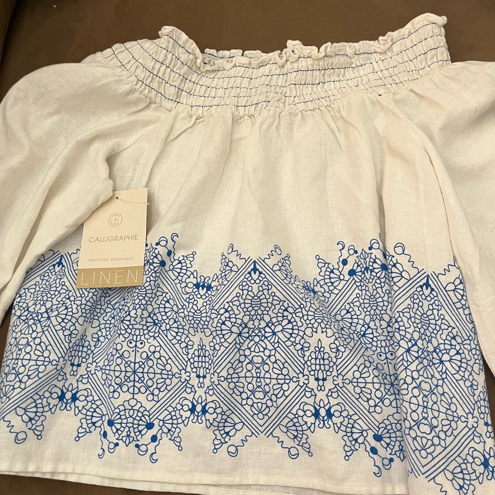 Anthropologie White and Blue Short Sleeve Top
